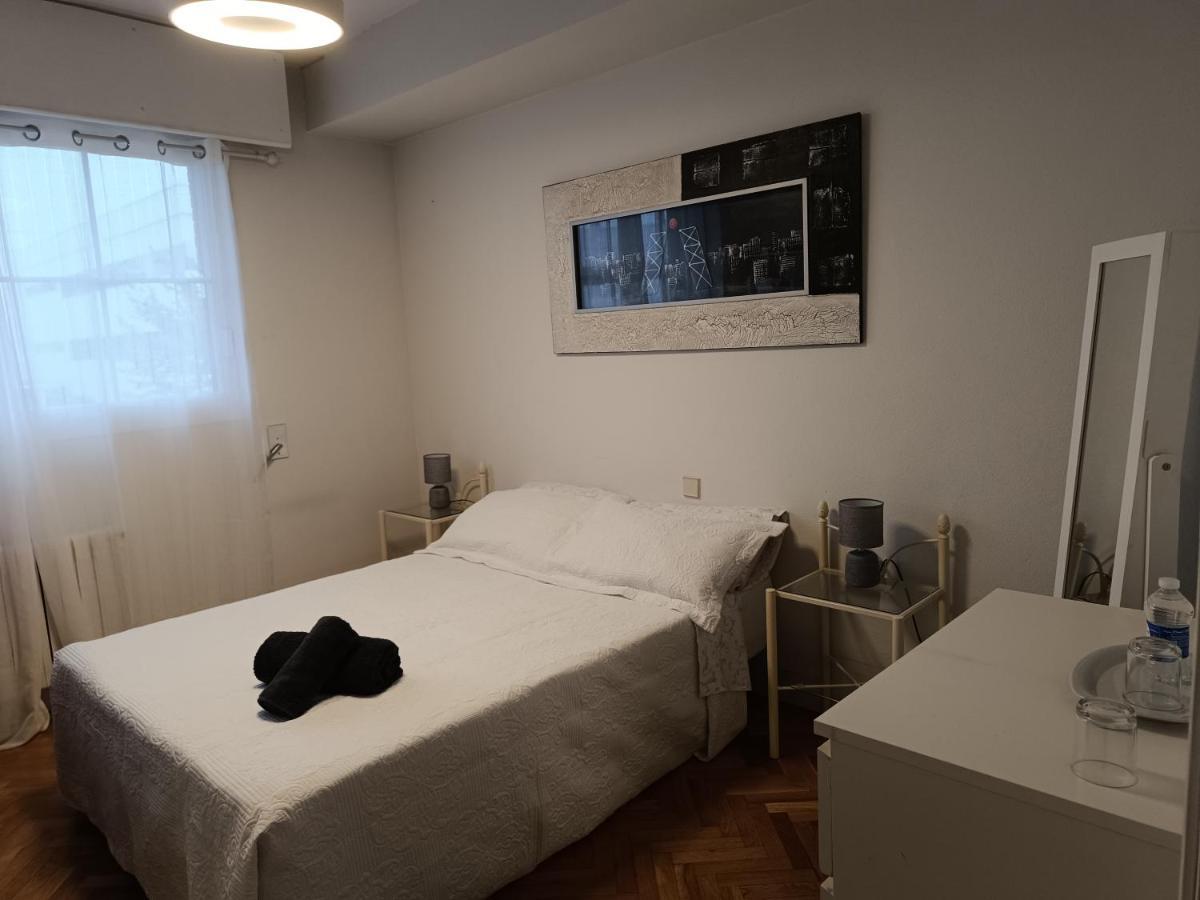 Casa De Mirtha Appartement Madrid Buitenkant foto